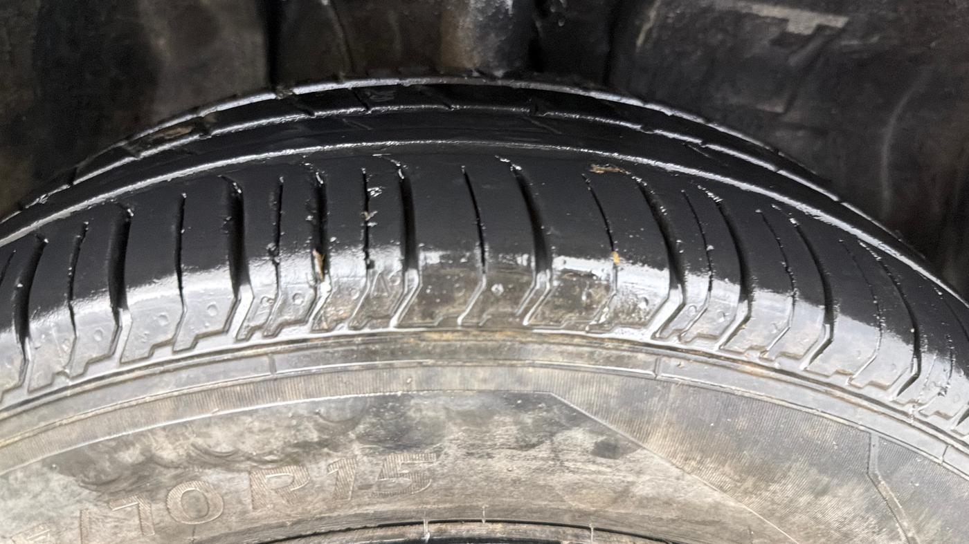 2023 Tata PUNCH PURE MT, Petrol, Manual, 13,997 km, Right Front Tyre Tread