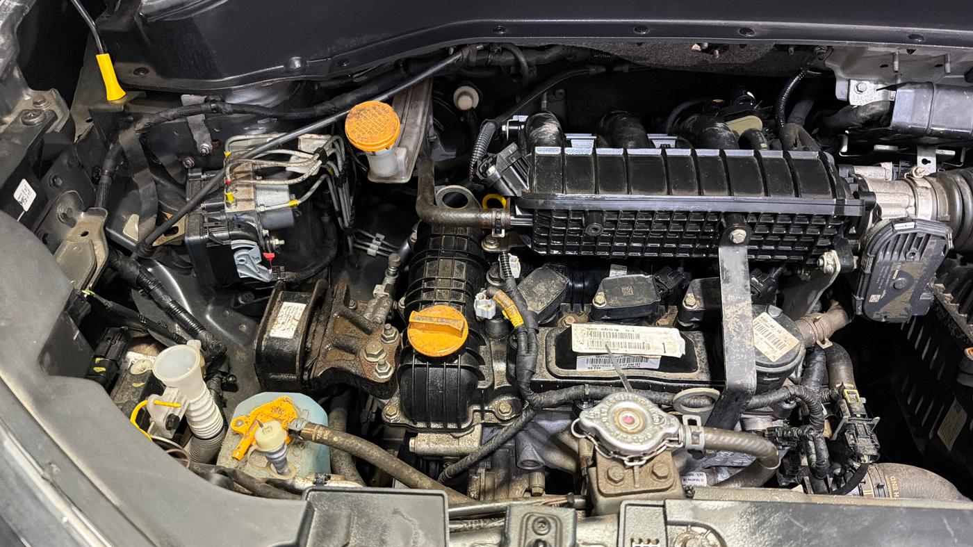 2023 Tata PUNCH PURE MT, Petrol, Manual, 13,997 km, Engine View - Right