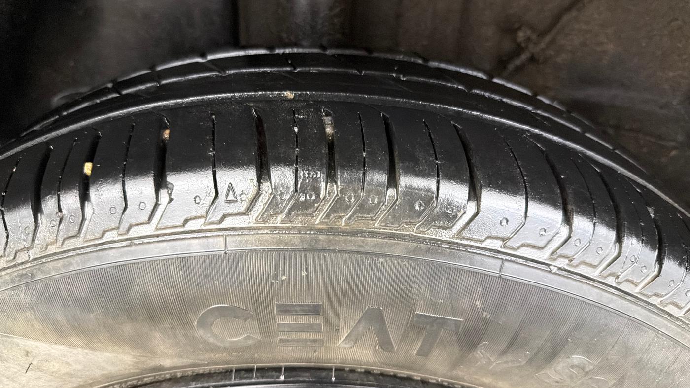 2023 Tata PUNCH PURE MT, Petrol, Manual, 13,997 km, Right Rear Tyre Tread