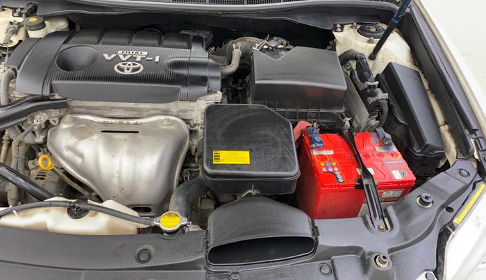 2014 Toyota Camry 2.5L AT, Petrol, Automatic, 30,555 km, Engine View - Left