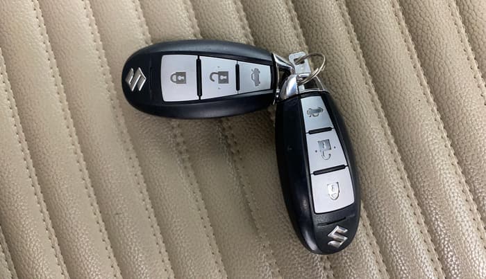 2016 Maruti Swift Dzire ZDI AMT, Diesel, Automatic, 81,260 km, Key Close Up