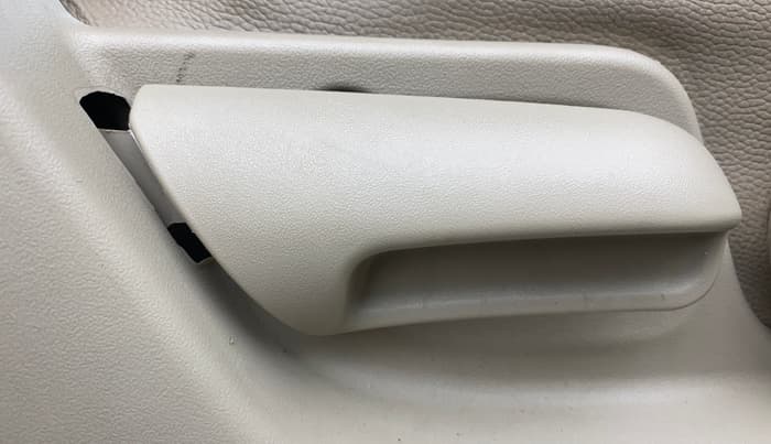 2016 Maruti Swift Dzire ZDI AMT, Diesel, Automatic, 81,260 km, Driver Side Adjustment Panel