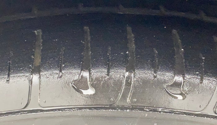 2019 Hyundai Grand i10 SPORTZ 1.2 KAPPA VTVT, Petrol, Manual, 32,859 km, Left Front Tyre Tread