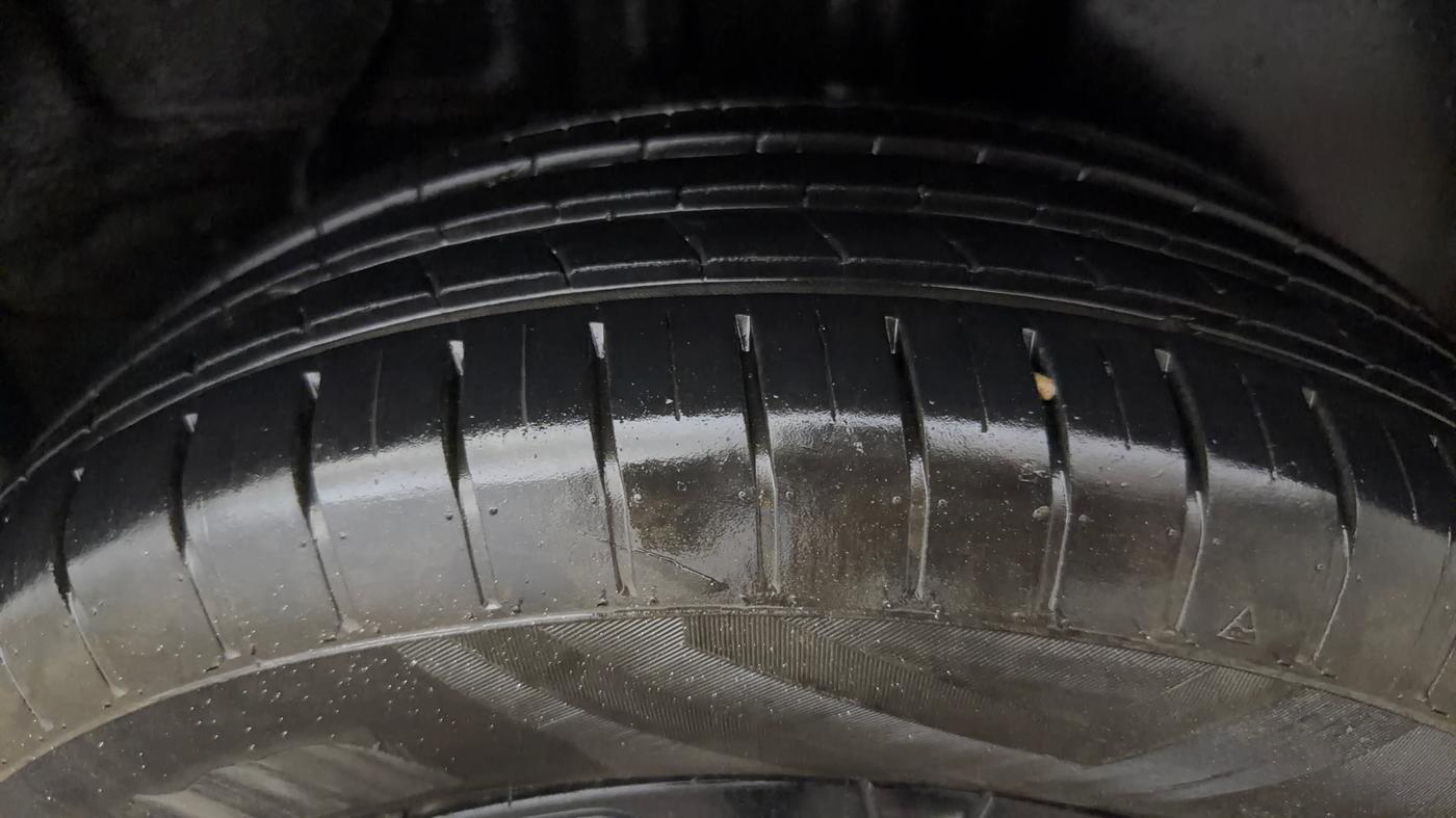 2022 Tata PUNCH PURE MT, Petrol, Manual, 83,190 km, Left Rear Tyre Tread