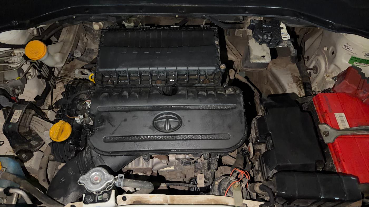 2022 Tata PUNCH PURE MT, Petrol, Manual, 83,190 km, Engine View