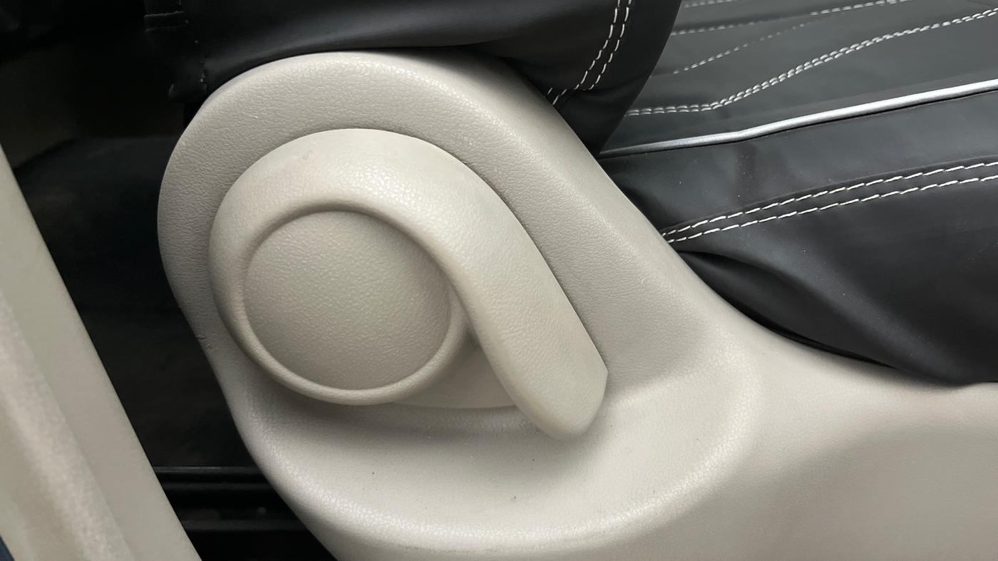 2016 Nissan Micra XL CVT, Petrol, Automatic, 43,776 km, Driver Side Adjustment Panel