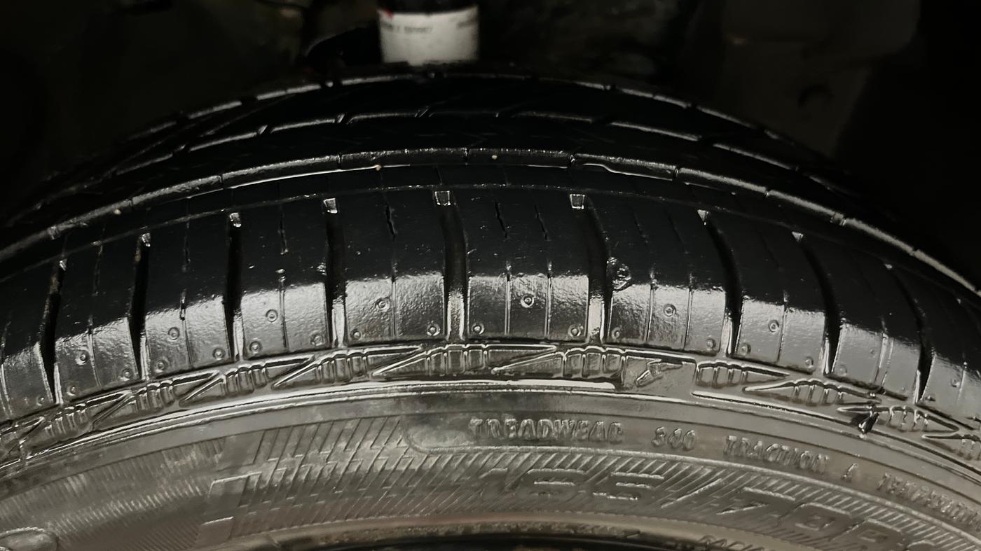 2016 Nissan Micra XL CVT, Petrol, Automatic, 43,776 km, Right Front Tyre Tread