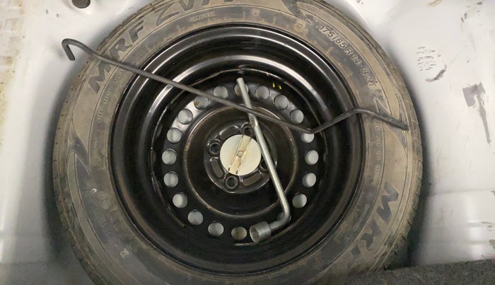 2017 Honda Brio VX MT, Petrol, Manual, 75,298 km, Spare Tyre