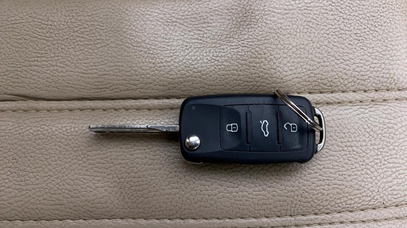 2020 Skoda Rapid AMBITION AT TSI, Petrol, Automatic, 1,16,716 km, Key Close Up