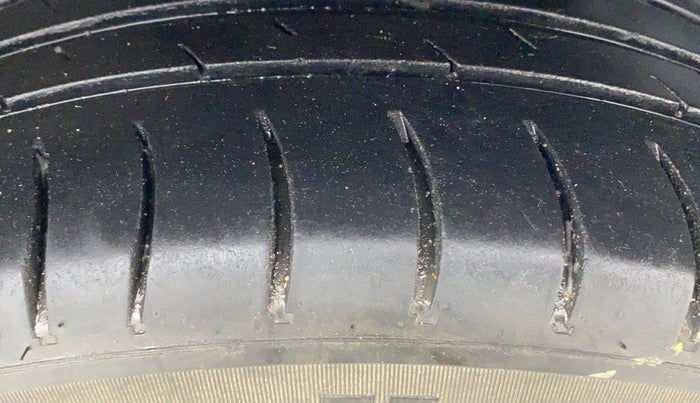 2020 Skoda Rapid AMBITION AT TSI, Petrol, Automatic, 1,16,692 km, Left Rear Tyre Tread