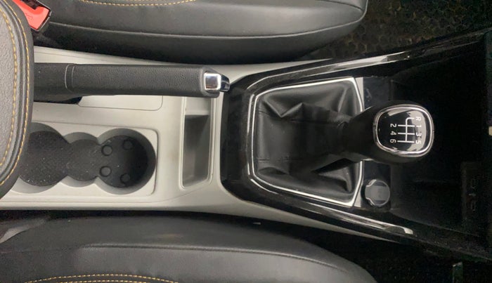 2022 Skoda KUSHAQ STYLE 1.5L TSI MT, Petrol, Manual, 37,396 km, Gear Lever