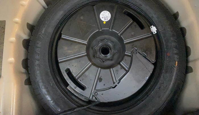 2022 Skoda KUSHAQ STYLE 1.5L TSI MT, Petrol, Manual, 37,396 km, Spare Tyre