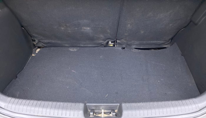 2013 Hyundai i20 SPORTZ 1.2 VTVT, Petrol, Manual, 30,823 km, Boot Inside