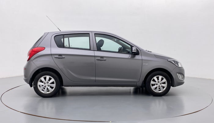 2013 Hyundai i20 SPORTZ 1.2 VTVT, Petrol, Manual, 30,823 km, Right Side View