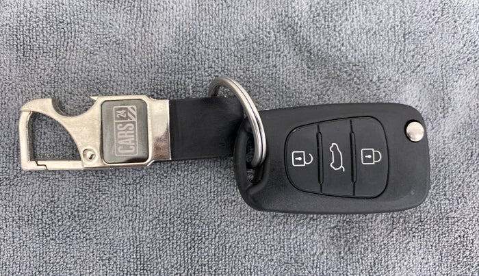 2013 Hyundai i20 SPORTZ 1.2 VTVT, Petrol, Manual, 30,823 km, Key Close Up