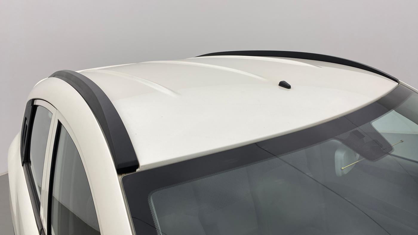2017 Mahindra Kuv100 K4 6 STR, Petrol, Manual, 22,895 km, Roof