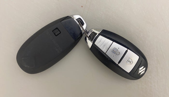 2015 Maruti Baleno ALPHA PETROL 1.2, Petrol, Manual, 43,290 km, Key Close Up