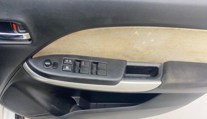 2015 Maruti Baleno ALPHA PETROL 1.2, Petrol, Manual, 43,290 km, Driver Side Door Panels Control