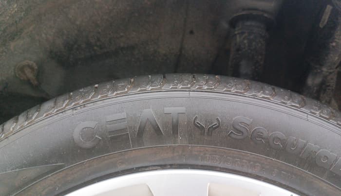 2024 Hyundai NEW I20 Sportz (O) 1.2 IVT, Petrol, Automatic, 9,611 km, Left Rear Tyre Tread