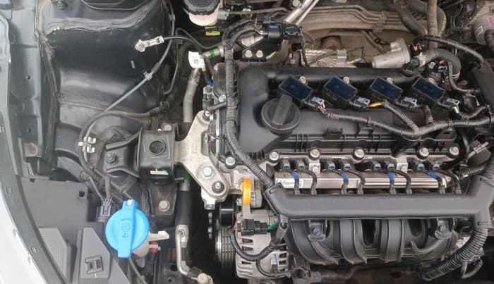 2024 Hyundai NEW I20 Sportz (O) 1.2 IVT, Petrol, Automatic, 9,611 km, Engine View - Right