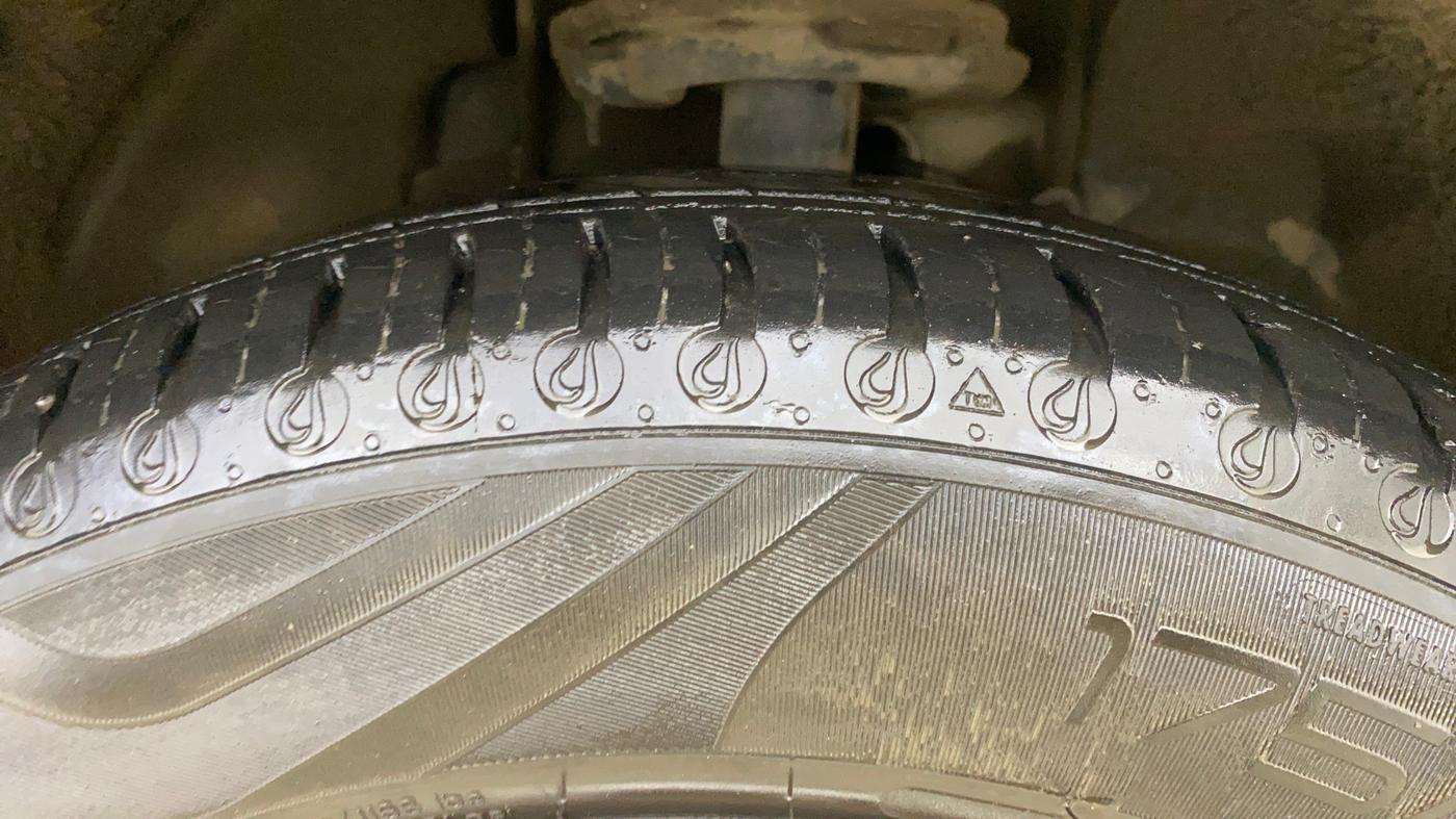 2024 Tata TIGOR XZA Plus iCNG , CNG, Automatic, 26,107 km, Right Front Tyre Tread