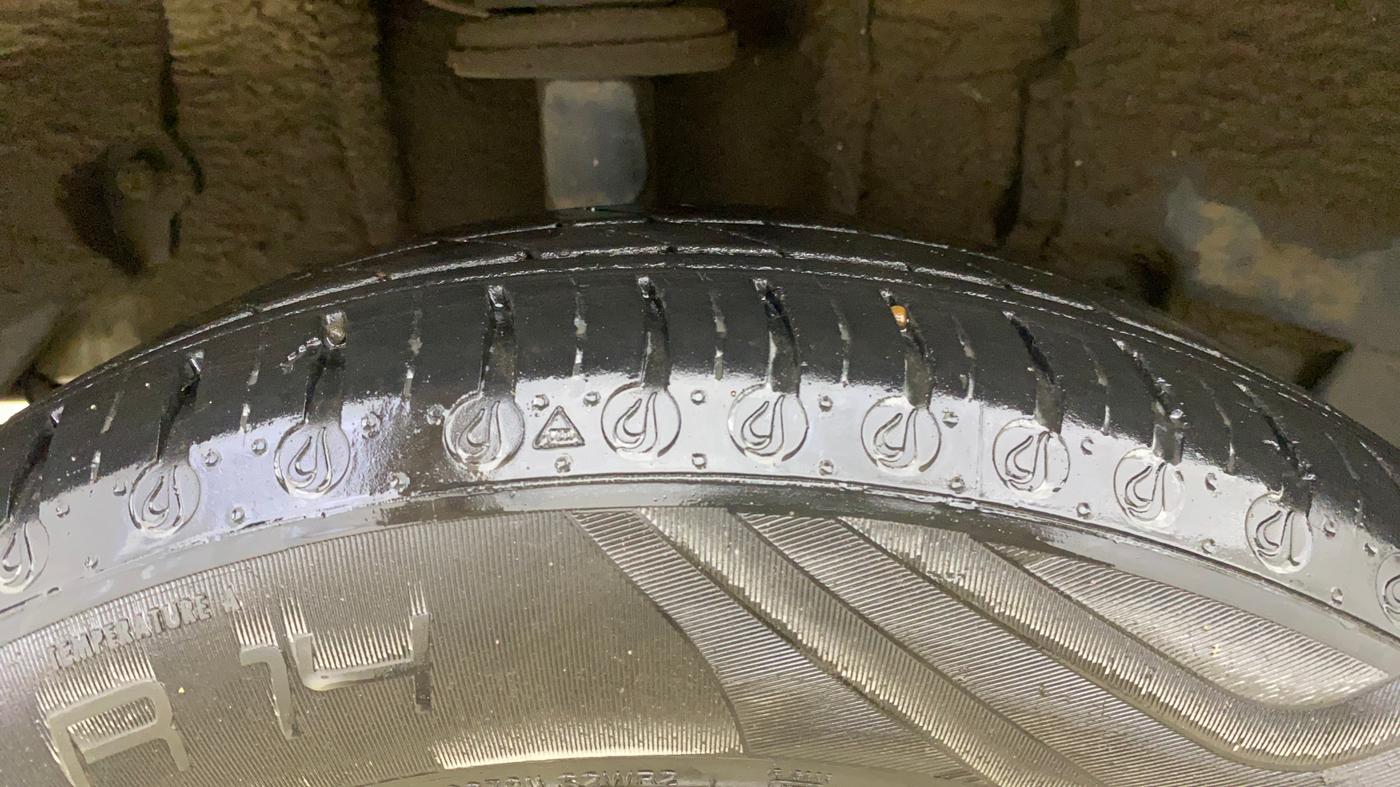 2024 Tata TIGOR XZA Plus iCNG , CNG, Automatic, 26,107 km, Right Rear Tyre Tread