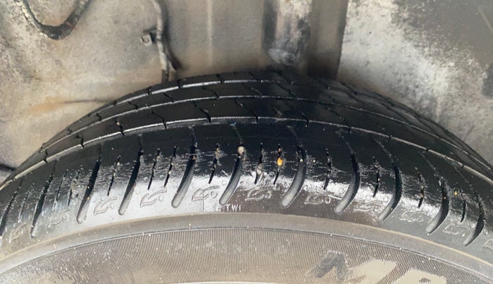 2021 Tata ALTROZ XM PLUS PETROL, Petrol, Manual, 28,422 km, Left Rear Tyre Tread