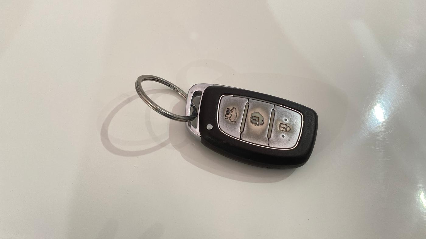 2014 Hyundai Grand i10 SPORTZ 1.2 KAPPA VTVT, Petrol, Manual, 85,186 km, Key Close Up