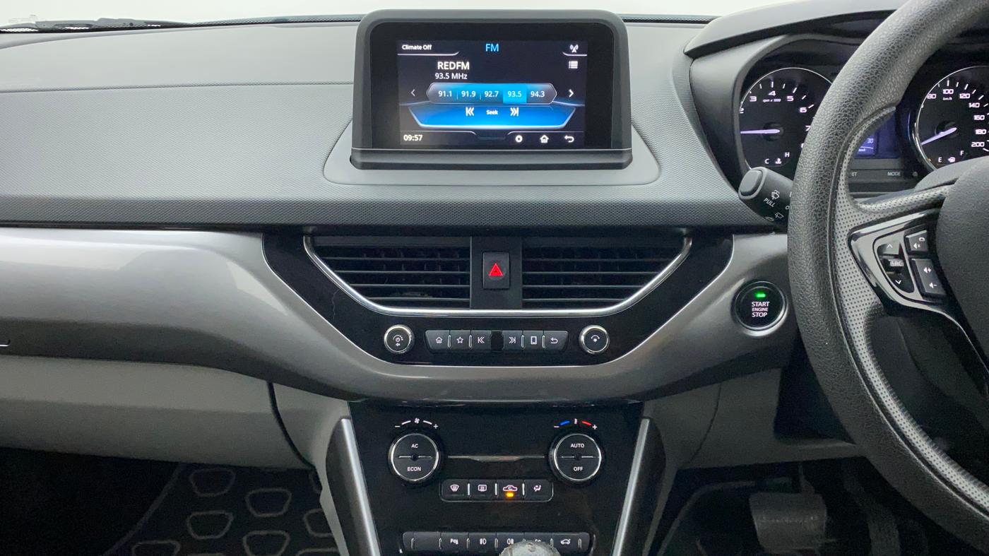 2018 Tata NEXON XZA PLUS DIESEL, Diesel, Automatic, 23,343 km, Air Conditioner