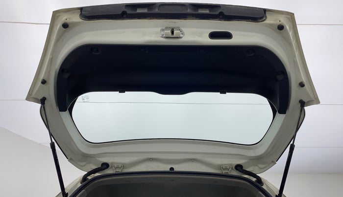 2015 Maruti Swift VXI D, Petrol, Manual, 24,053 km, Boot Door Open
