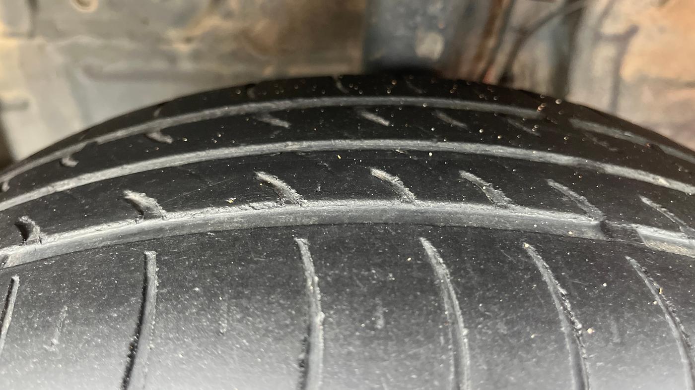 2020 Toyota YARIS G MT, Petrol, Manual, 1,31,271 km, Left Front Tyre Tread