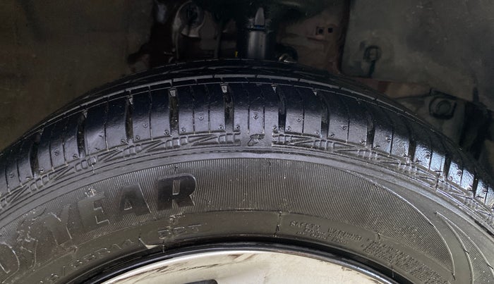 2014 Honda Amaze 1.5L I-DTEC S, Diesel, Manual, 17,758 km, Right Front Tyre Tread