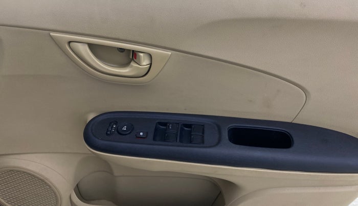2014 Honda Amaze 1.5L I-DTEC S, Diesel, Manual, 17,758 km, Driver Side Door Panels Control