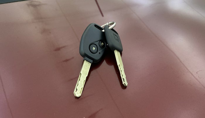 2014 Honda Amaze 1.5L I-DTEC S, Diesel, Manual, 17,758 km, Key Close Up