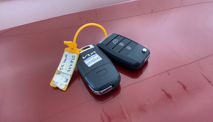 2023 KIA SELTOS HTK 1.5 DIESEL IMT, Diesel, Manual, 76,495 km, Key Close Up