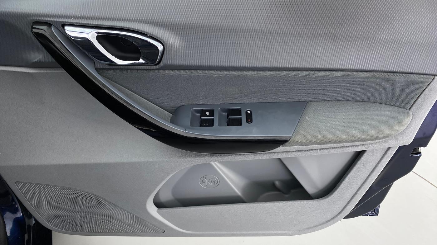 2020 Tata TIGOR 1.2 XZA+ RTN, Petrol, Automatic, 6,587 km, Driver Side Door Panels Control