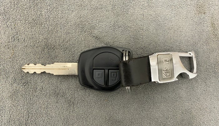 2013 Maruti Swift Dzire VXI, Petrol, Manual, 31,750 km, Key Close Up