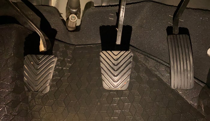 2015 Hyundai Creta SX PLUS 1.6 PETROL, Petrol, Manual, 69,803 km, Pedals