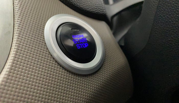 2015 Hyundai Creta SX PLUS 1.6 PETROL, Petrol, Manual, 69,803 km, Keyless Start/ Stop Button