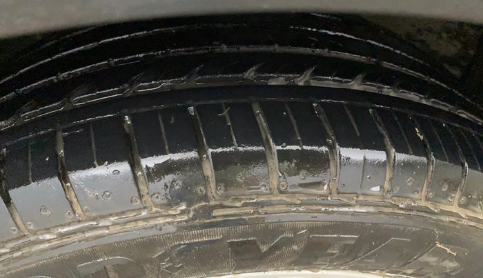 2015 Hyundai Creta SX PLUS 1.6 PETROL, Petrol, Manual, 69,803 km, Left Front Tyre Tread