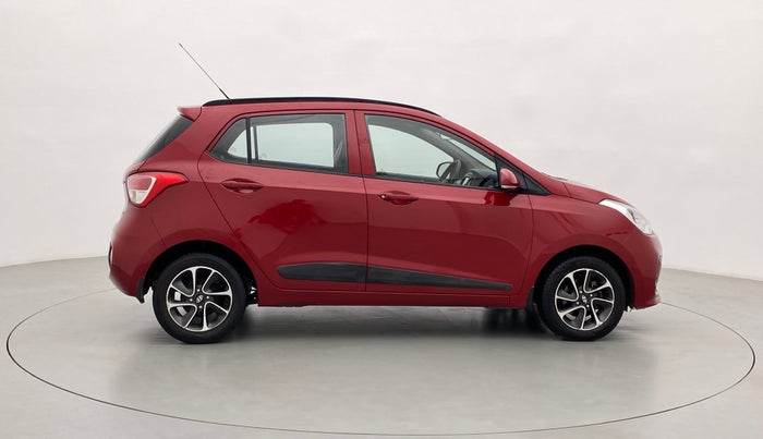 2017 Hyundai Grand i10 SPORTZ (O) 1.2 AT VTVT, Petrol, Automatic, 22,955 km, Right Side View