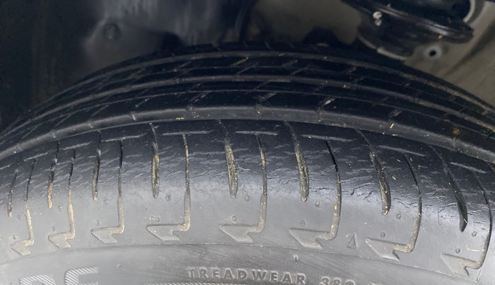 2017 Maruti IGNIS DELTA 1.2 K12, Petrol, Manual, 12,129 km, Left Front Tyre Tread
