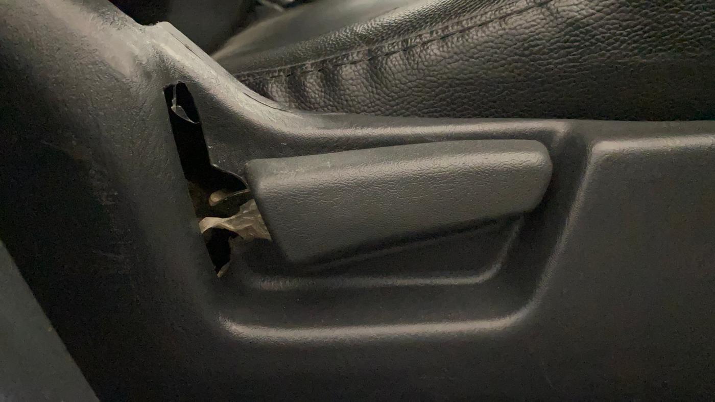 2017 Maruti Alto K10 LXI, Petrol, Manual, 49,998 km, Driver Side Adjustment Panel