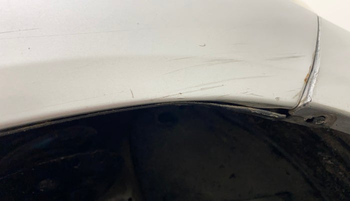 2016 Honda Amaze 1.2 SX MT I VTEC, CNG, Manual, 84,936 km, Right fender - Lining loose