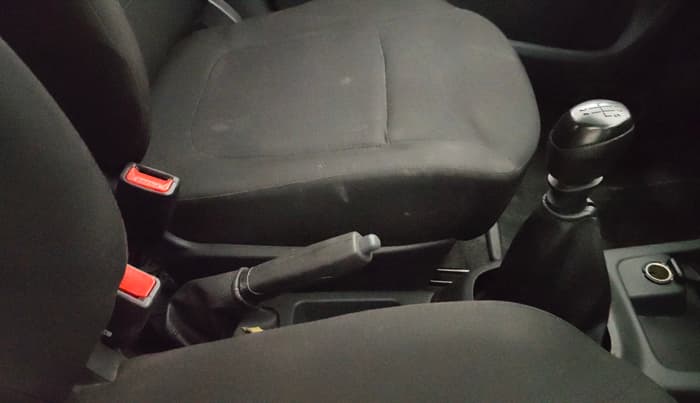 2016 Renault Kwid RXL, Petrol, Manual, 28,667 km, Gear Lever