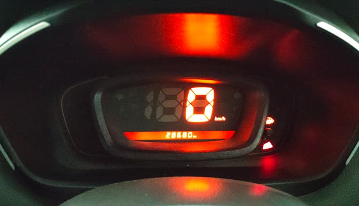 2016 Renault Kwid RXL, Petrol, Manual, 28,667 km, Odometer Image