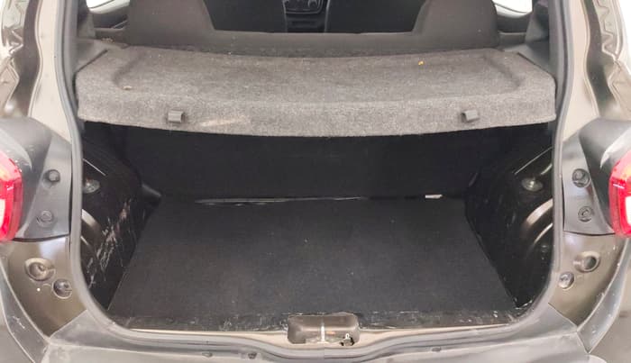 2016 Renault Kwid RXL, Petrol, Manual, 28,667 km, Boot Inside