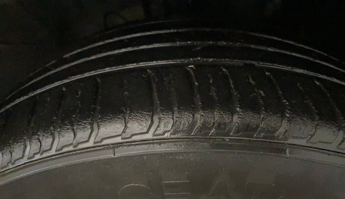 2021 Hyundai VENUE SX 1.0 TURBO, Petrol, Manual, 21,088 km, Right Front Tyre Tread