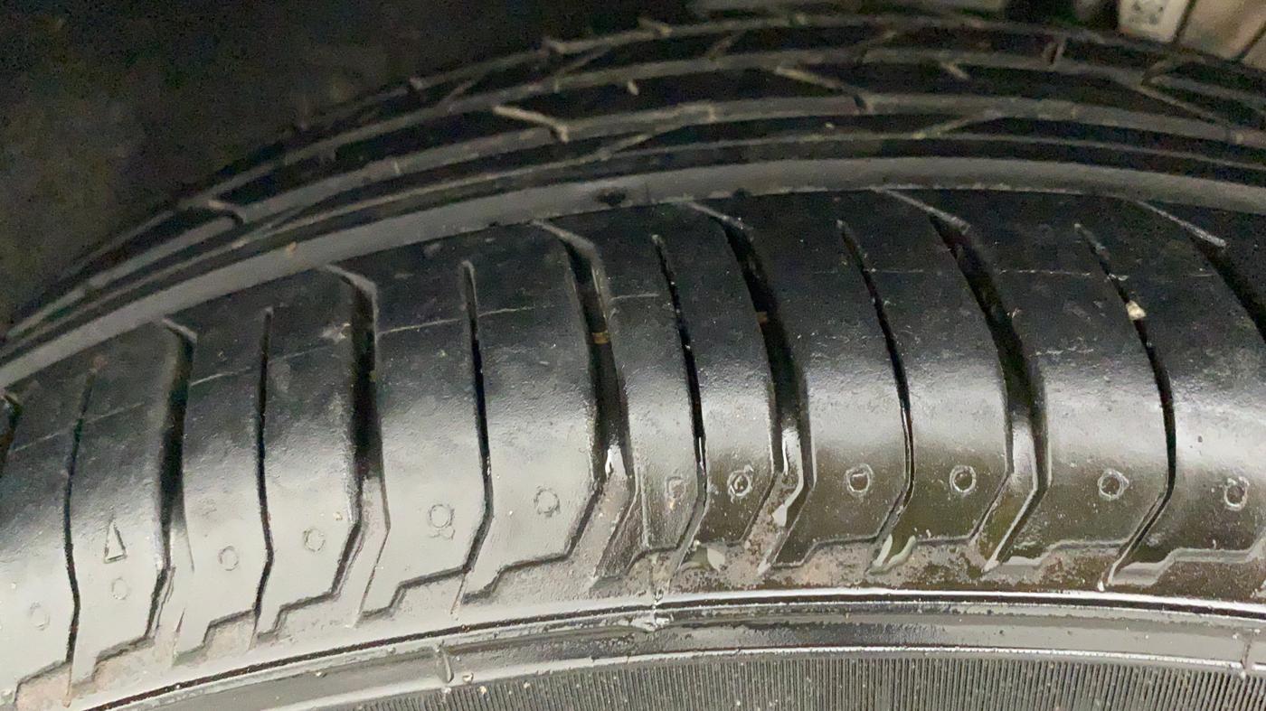 2022 Volkswagen VIRTUS GT PLUS TSI 1.5 EVO DSG, Petrol, Automatic, 2,617 km, Left Front Tyre Tread