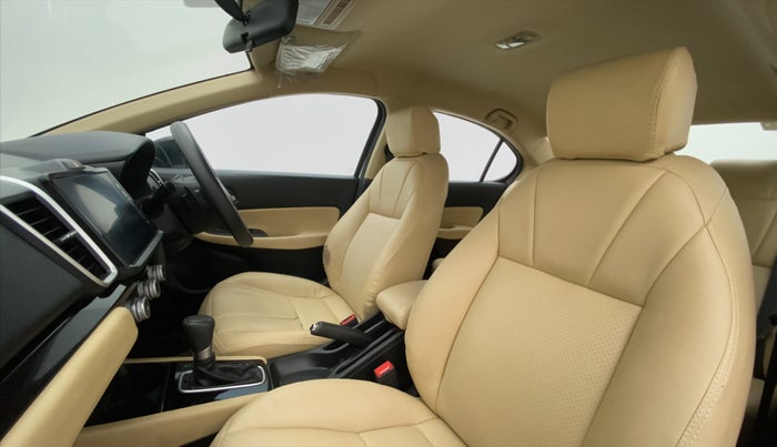 2021 Honda City 1.5L I-VTE V CVT, Petrol, Automatic, 59,792 km, Right Side Front Door Cabin